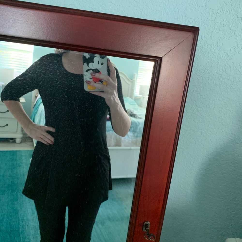 Black tunic with pockets
